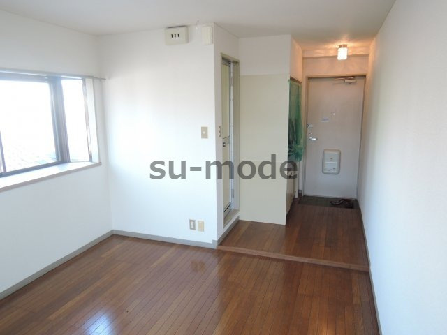 ヤスダマンションの内装