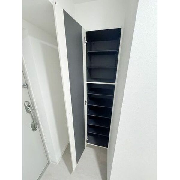 メイプル高横須賀の収納