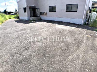 【駐車場】 | グリーンヒル | 車をお持ちの方に嬉しい駐車場付きの物件です