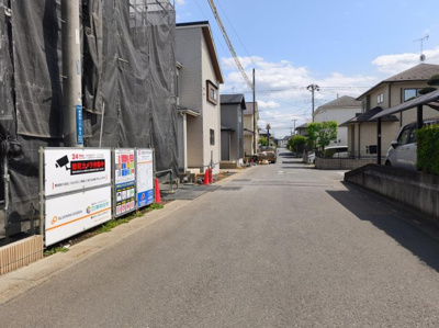 【前面道路含む現地写真】 | 東松山市美原町２丁目　 | 現地前面道路