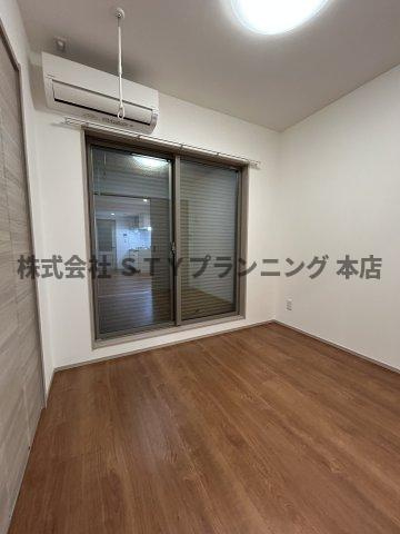 仲介手数料０円！naeshiro kibacoの洋室