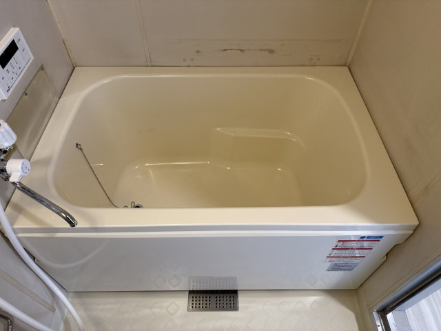 エステート八代の浴室