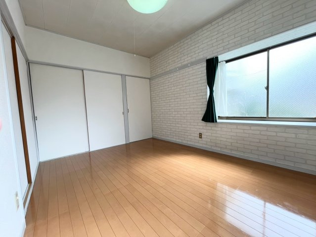 プリモ笹口の居間・リビング