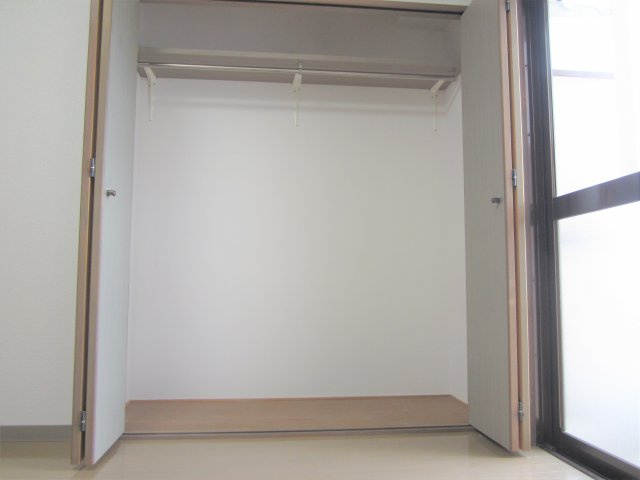 クリスタルコートⅠの収納