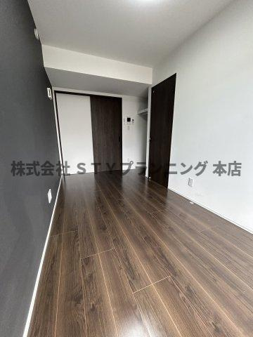 仲介手数料０円！LECOCON瑞穂の居間・リビング