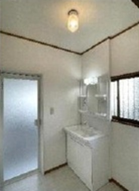 中古戸建　熊谷市肥塚594-2（リフォーム住宅）の脱衣所