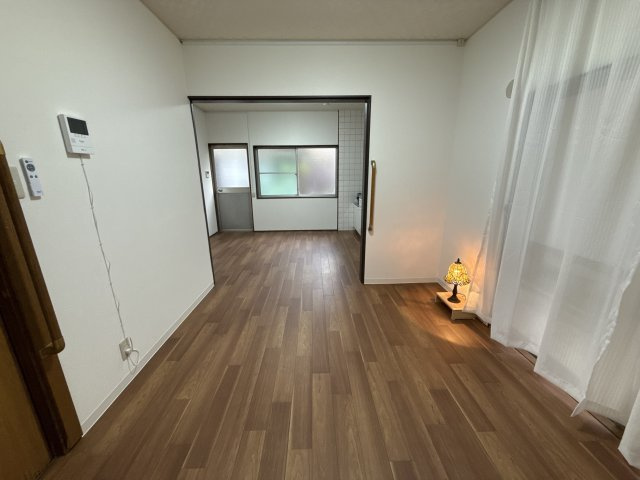 勝原区丁戸建の居間・リビング