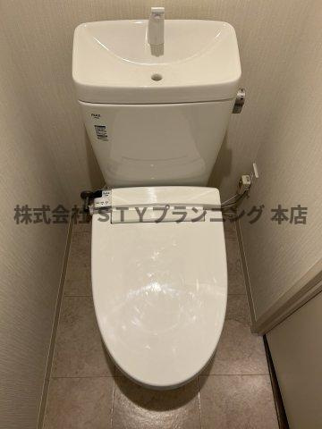 仲介手数料０円！WELL COURT TENMAのトイレ