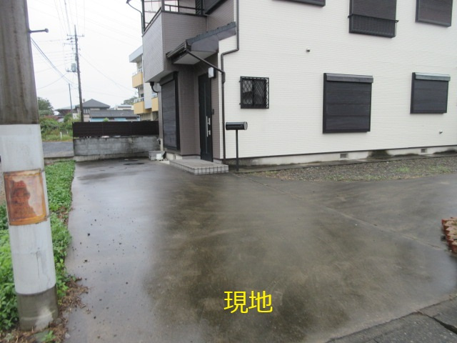 中古戸建　熊谷市円光2-2-18（リフォーム住宅）の駐車場