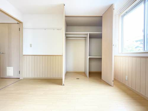 ラ・パルテール関参番館の居間・リビング