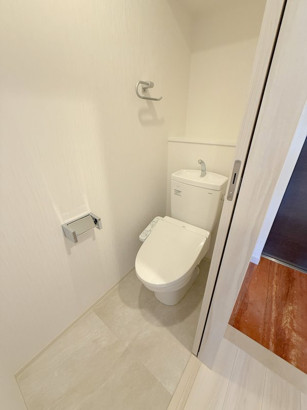 プレジオ帝塚山　仲介手数料無料のトイレ