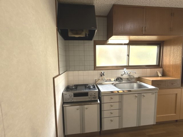 田寺4丁目戸建のキッチン