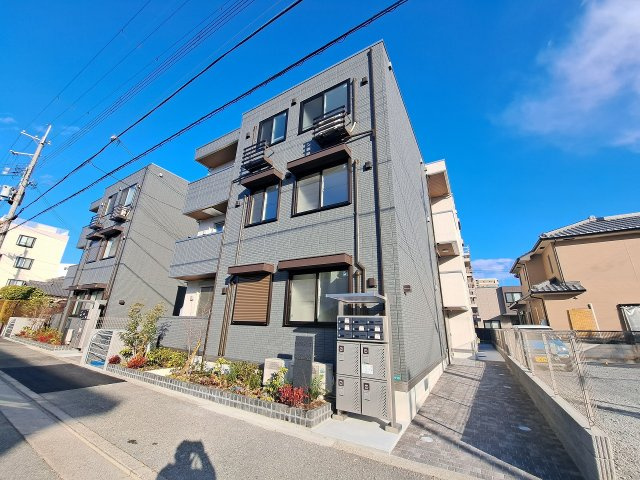 コンフィエ鳴尾の外観