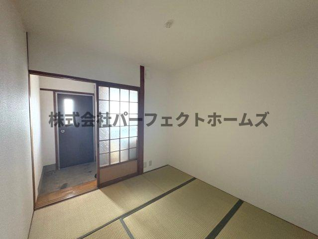 伊加賀本町テラスハウスの和室|和室がひろがる居住スペース