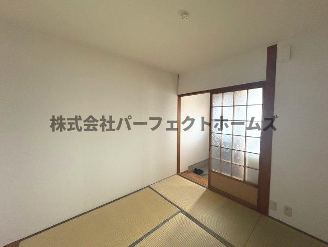 伊加賀本町テラスハウスの和室|和室がひろがる居住スペース