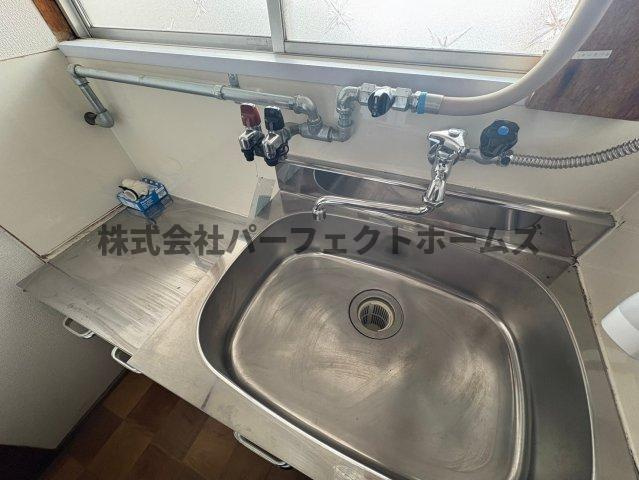伊加賀本町テラスハウスのキッチン|キッチンでお料理をお楽しみください