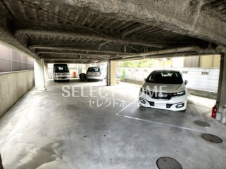 【駐車場】 | 車をお持ちの方に嬉しい駐車場付きの物件です