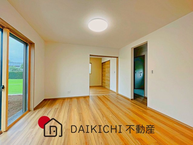 【居間・リビング】 | ワイウッドコート羽生市須影第1期　新築戸建　全5棟　3号棟