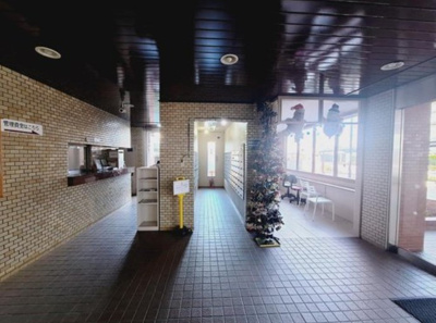 【エントランス】 | 秀和平塚レジデンス