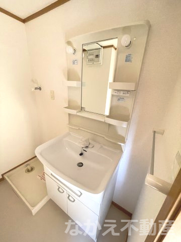 【洗面所】 | 忙しい朝には欠かせない洗面所です