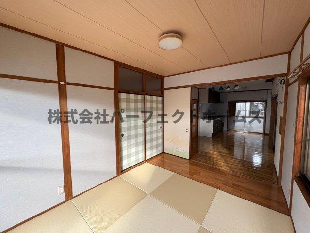 香里ケ丘10丁目戸建　賃貸の和室|ゆったりとくつろげる和室です