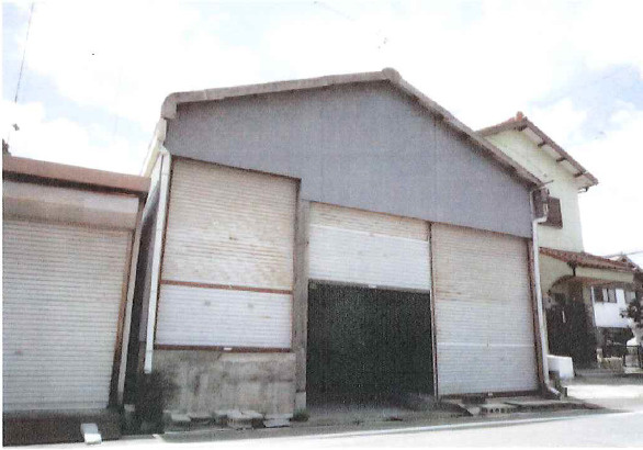 上佐々木町西勝　貸倉庫の外観