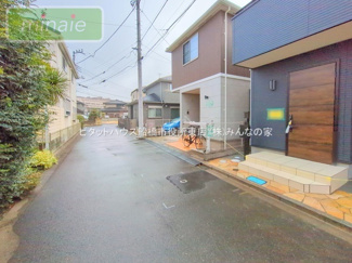 【前面道路含む現地写真】