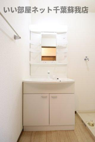 プロムナードの独立洗面台|使いやすい独立洗面台です