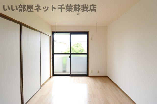 プロムナードの洋室|明るい洋室です