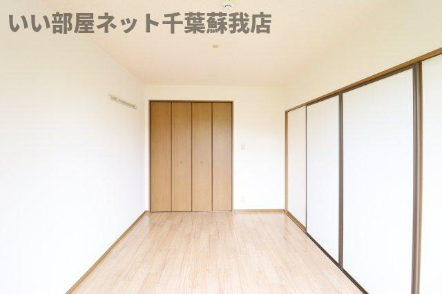 プロムナードの洋室|明るい洋室です