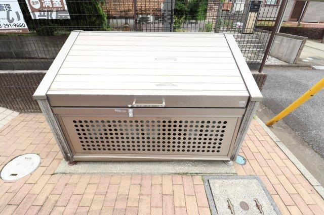 プロムナードのその他共用部分|ゴミストッカー