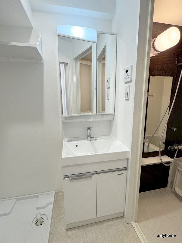 レシオス桜ノ宮ザ・ファースト　仲介手数料無料の洗面所