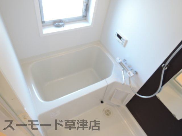 【浴室】 | Ｎプラスaya | 日々の疲れを癒すお風呂付です