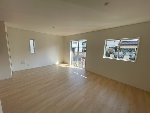 横浜市旭区上白根3丁目 新築戸建て【仲介手数料無料】カースペース3台