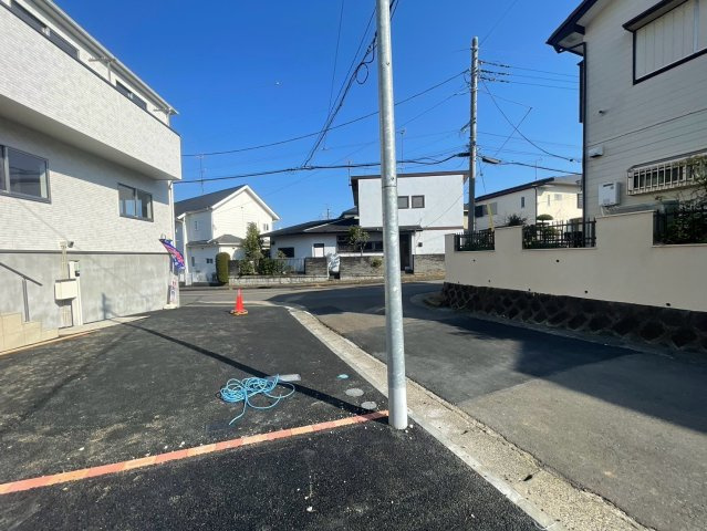 横浜市旭区上白根3丁目 新築戸建て【仲介手数料無料】カースペース3台