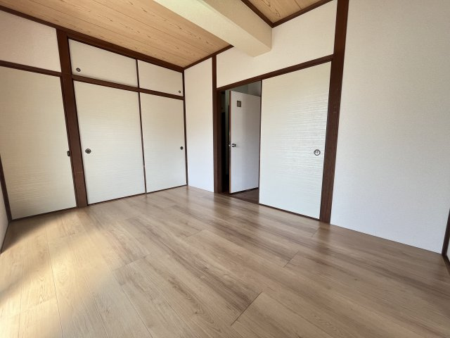 ホワイトクレシアの内装