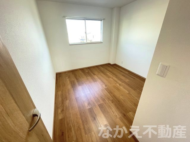 【寝室】 | 落ち着いて過ごせるお部屋なので、寝室にいかがでしょうか