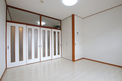 【寝室】 | ハイツスタニ