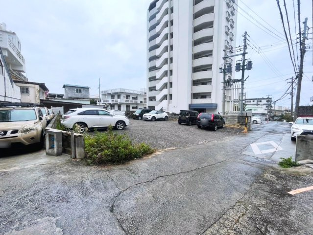 北谷町砂辺　売土地の前面道路含む現地写真|2025/2/15 現地写真