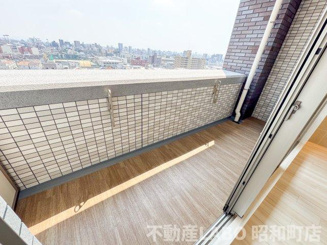 プレジオ帝塚山のバルコニー