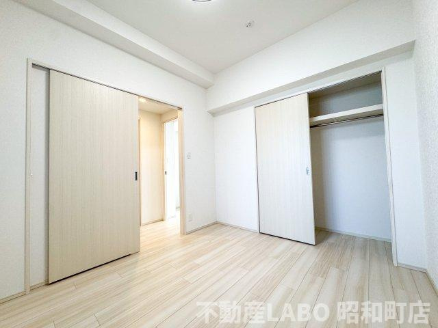 プレジオ帝塚山の寝室