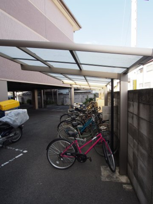 【その他共用部分】 | グランドマゼボー | 駐輪場