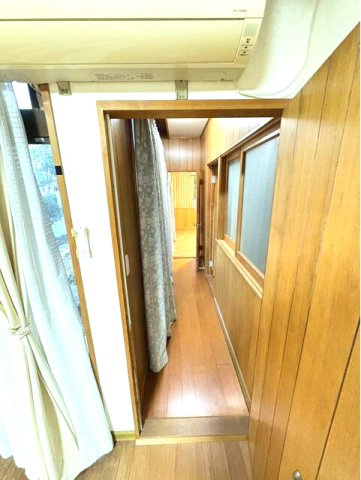 野場石荒戸建ての内装