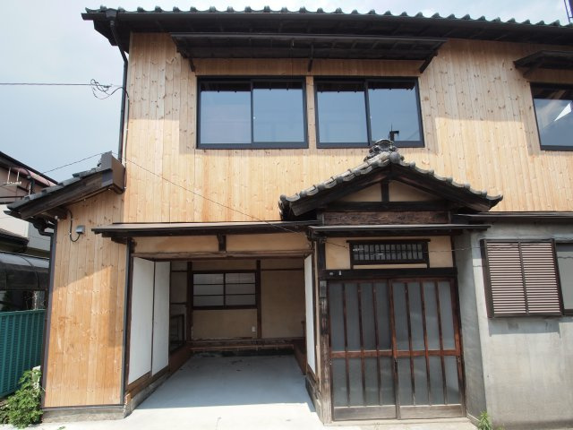 竜見町戸建の外観