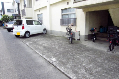 【駐車場】 | 中塚マンションA棟