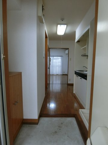 ＳＡＮロイヤル(サンロイヤル)の玄関