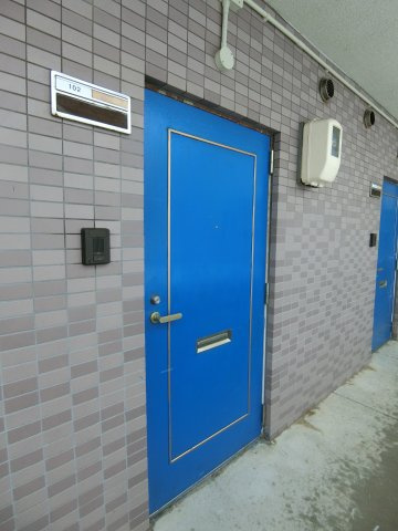 ＳＡＮロイヤル(サンロイヤル)の玄関