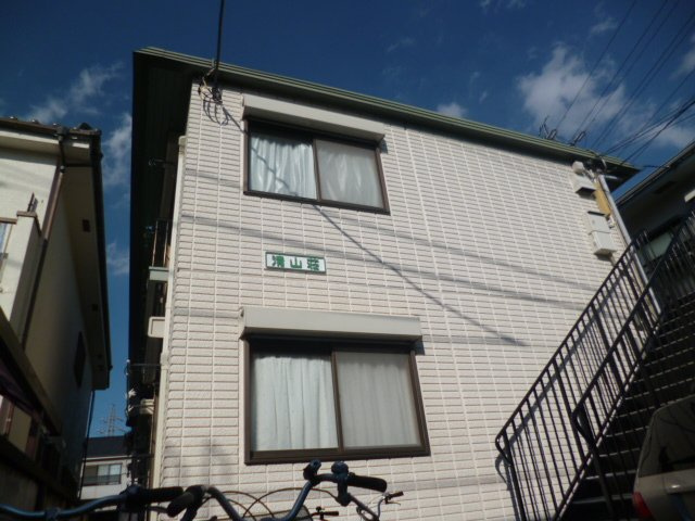 府中市多磨町１丁目のアパートの外観