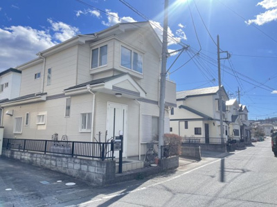【外観】 | 石原町　中古戸建 | 外観は落ち着いています
