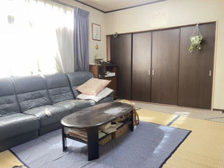 【居間・リビング】 | 石原町　中古戸建 | 使いやすい居間です